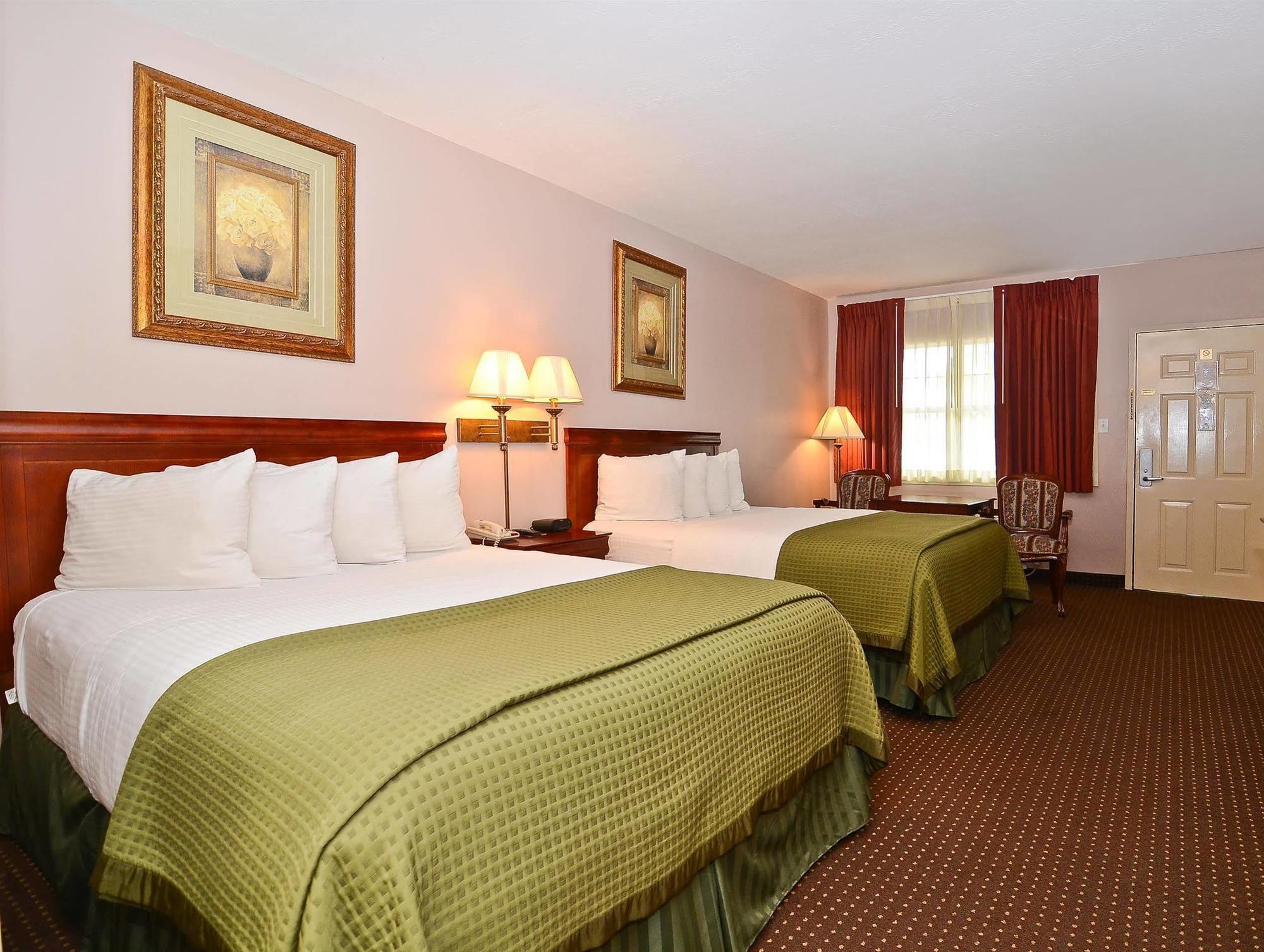 American Inn-Sealy Екстериор снимка
